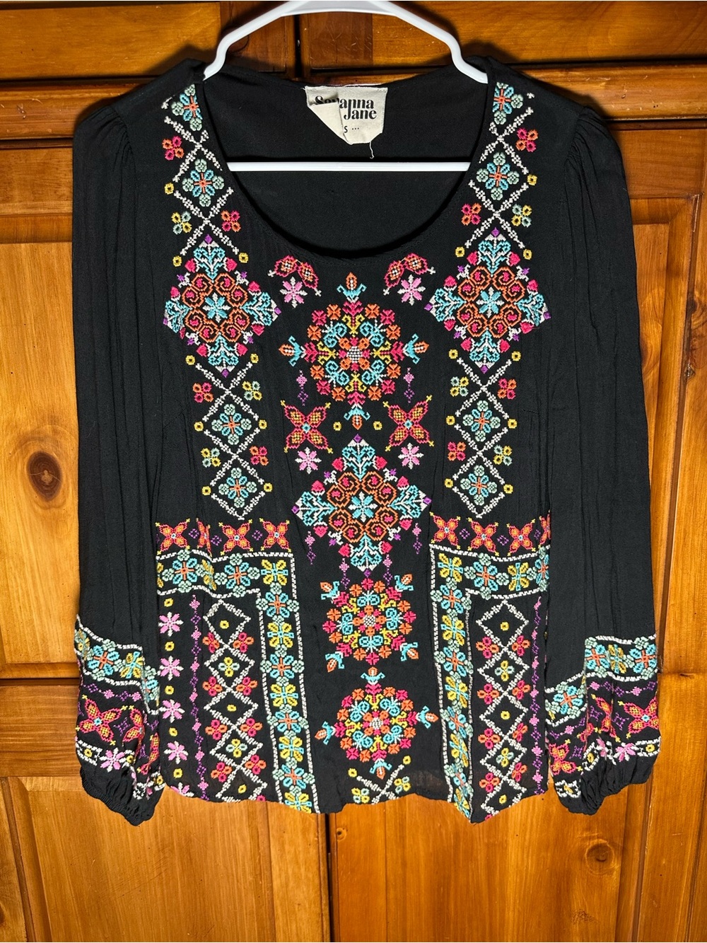 Boutique Savanna Jane Women’s Embroidered Colorful Boho Long-Sleeve Tunic Top